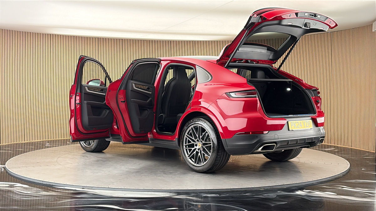 More views of Porsche Cayenne