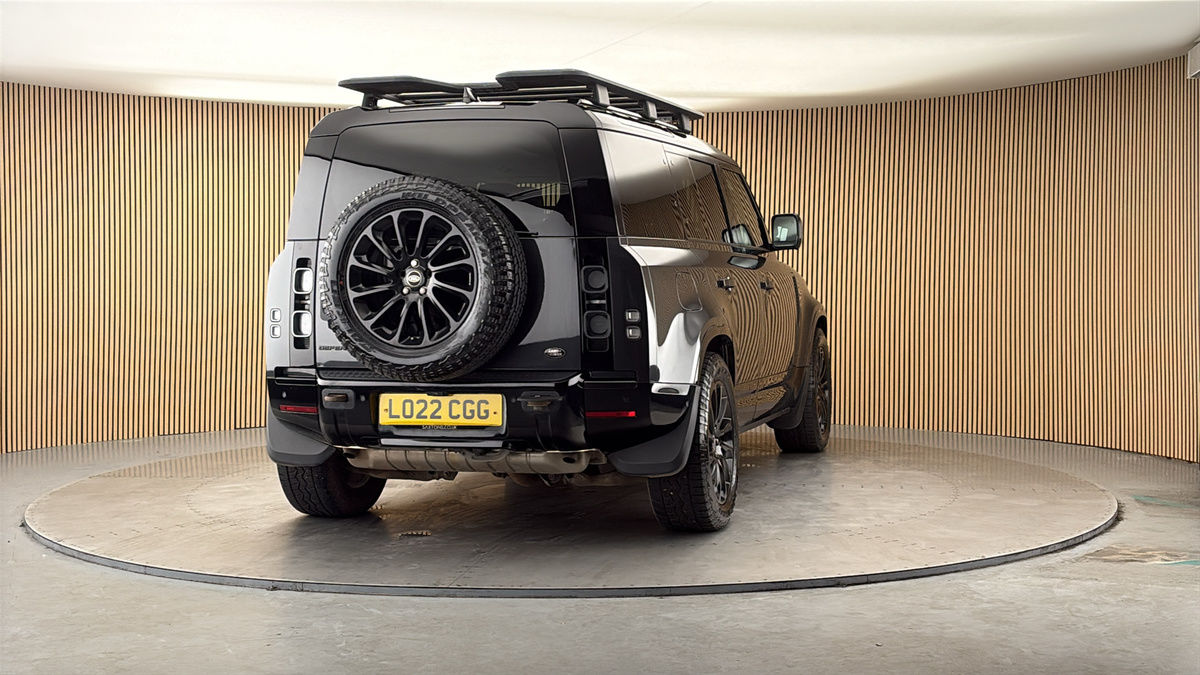 More views of Land Rover Defender 110