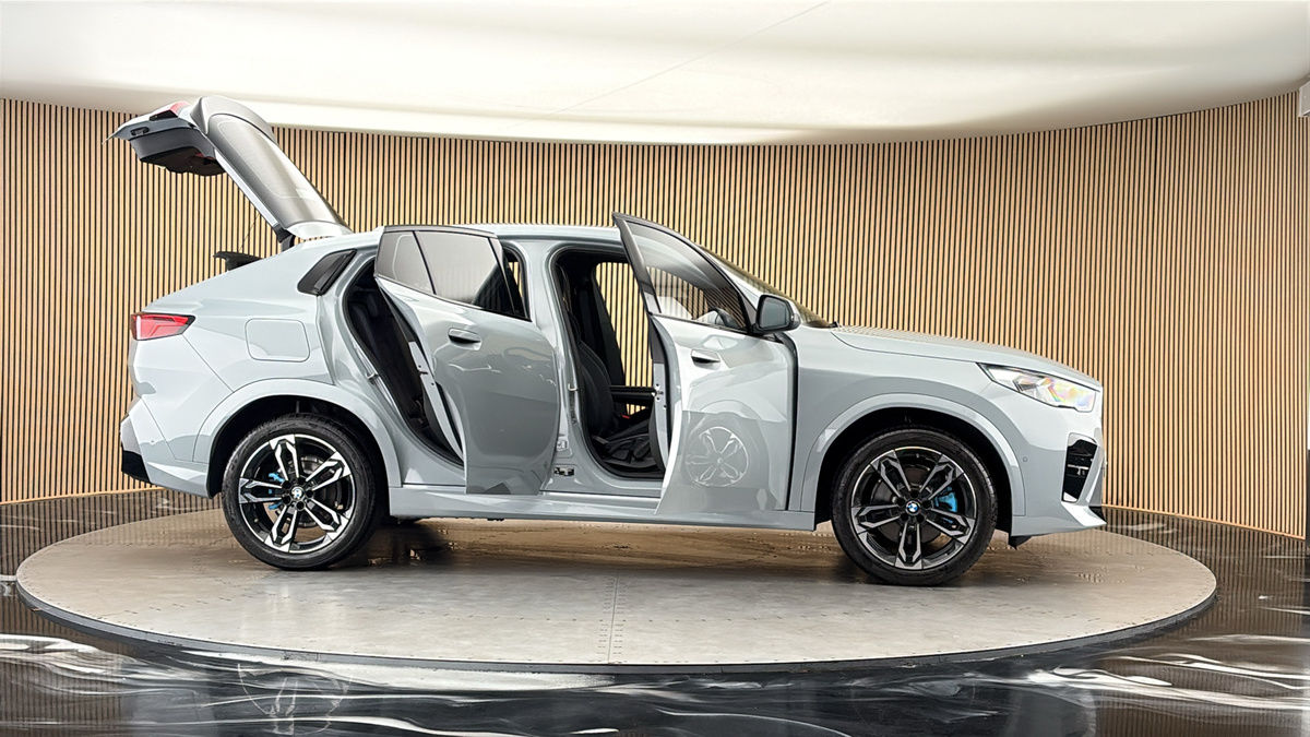 More views of BMW X2