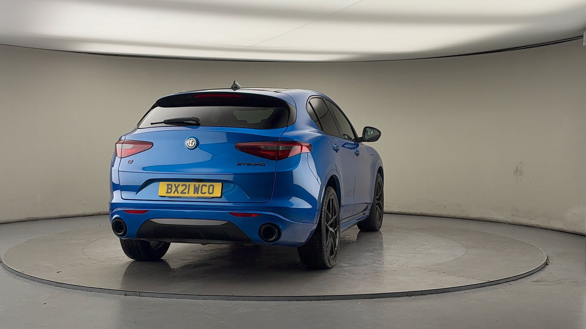 More views of Alfa Romeo Stelvio