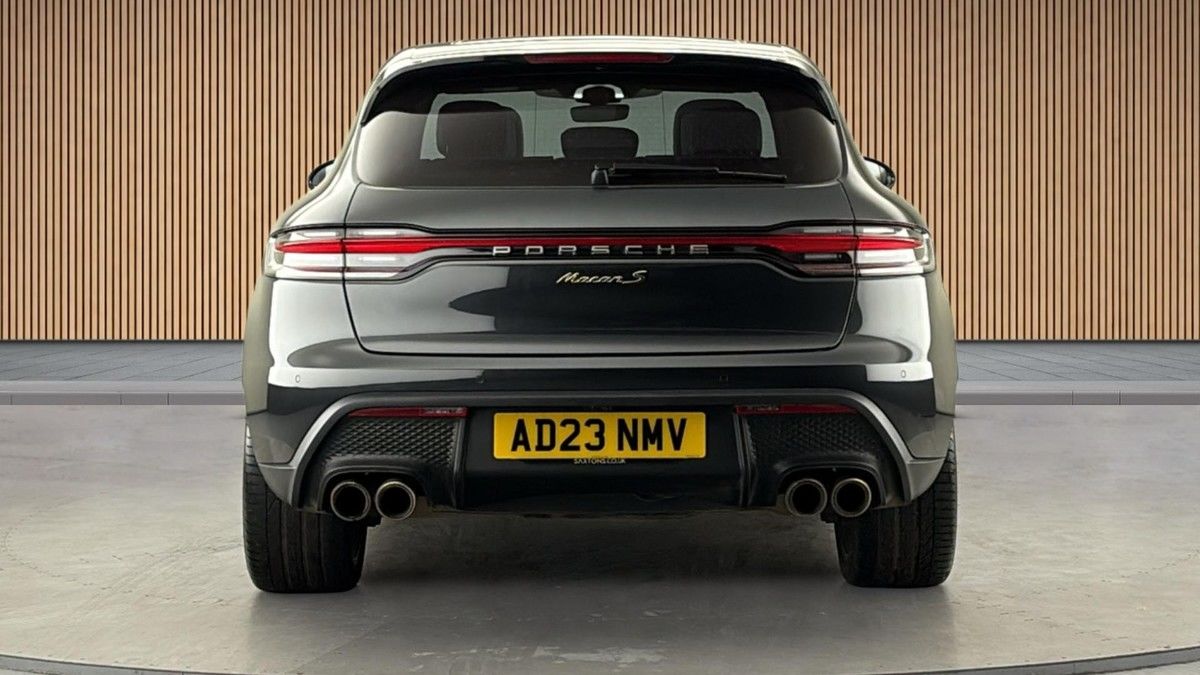 Porsche Macan Image 4