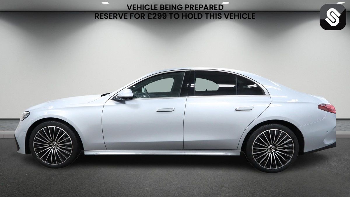 Mercedes-Benz E Class Image 6