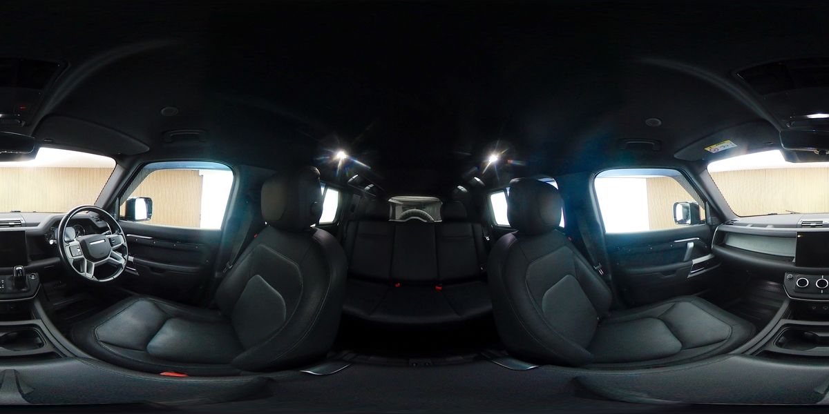 More views of Land Rover Defender 110