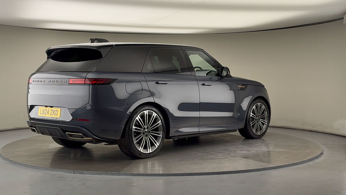 Land Rover Range Rover Sport Image 21