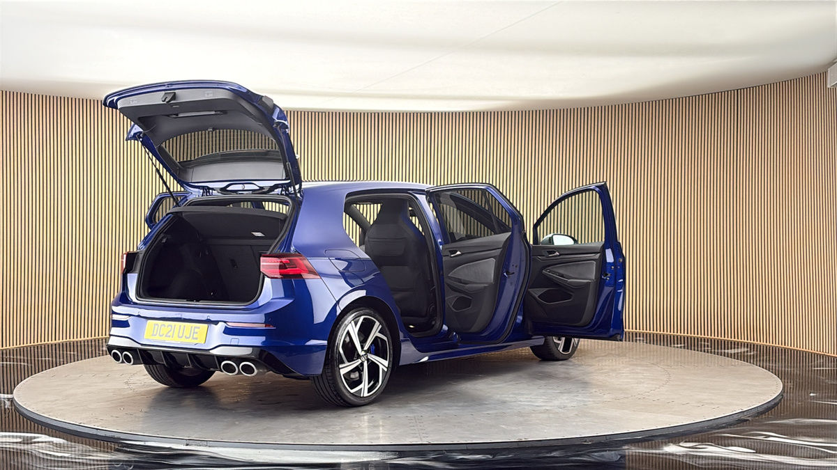 More views of Volkswagen Golf
