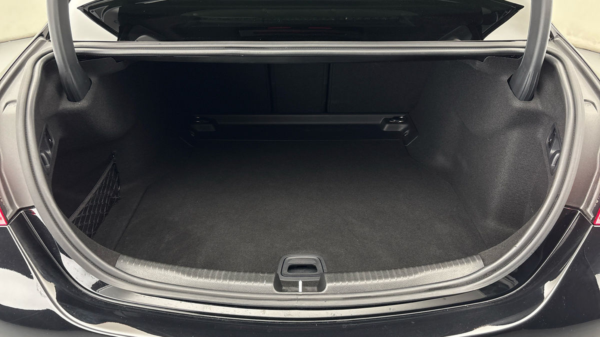 Mercedes-Benz C Class Image 11