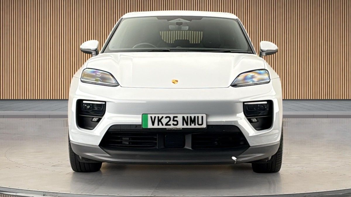 Porsche Macan Image 3