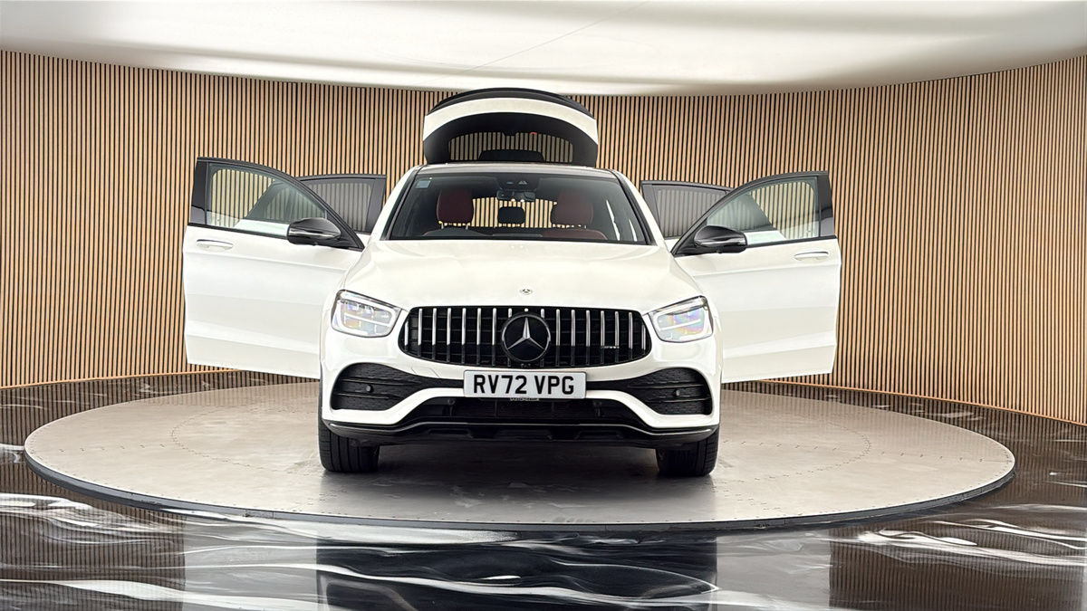 More views of Mercedes-Benz GLC