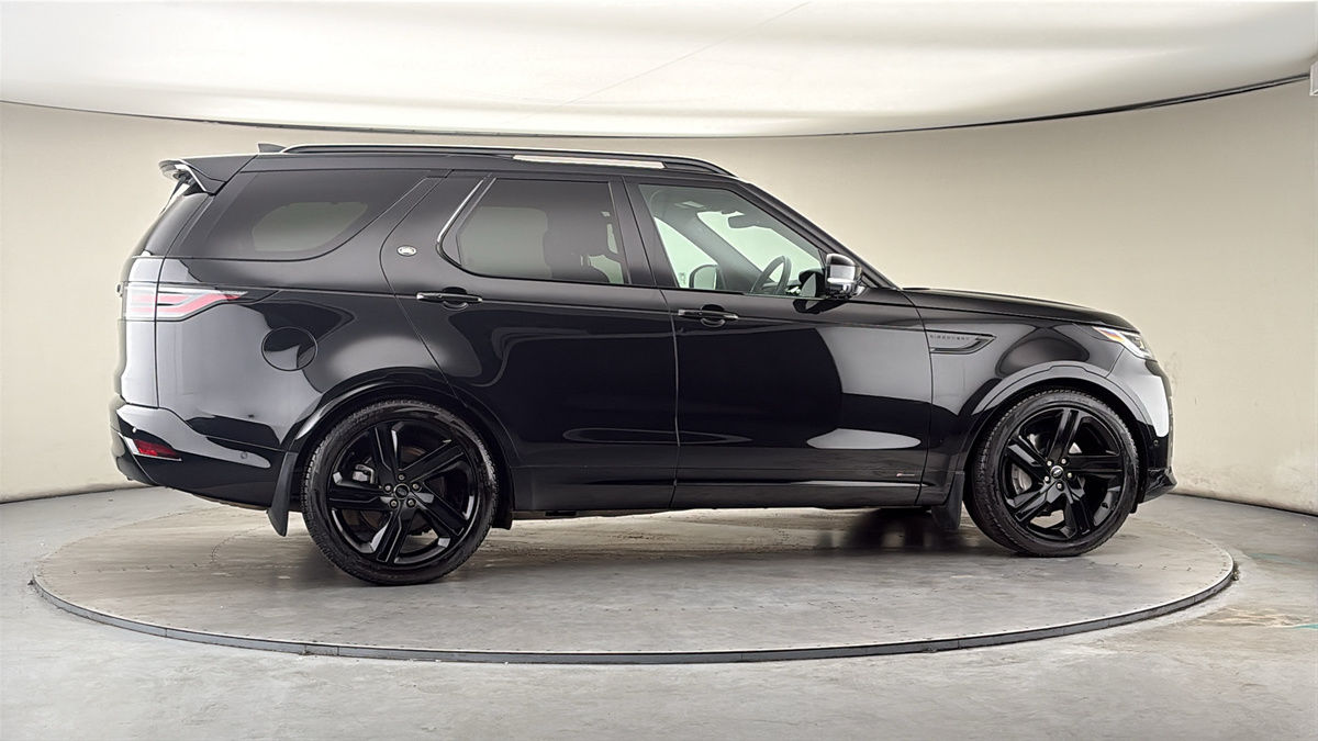 More views of Land Rover Discovery