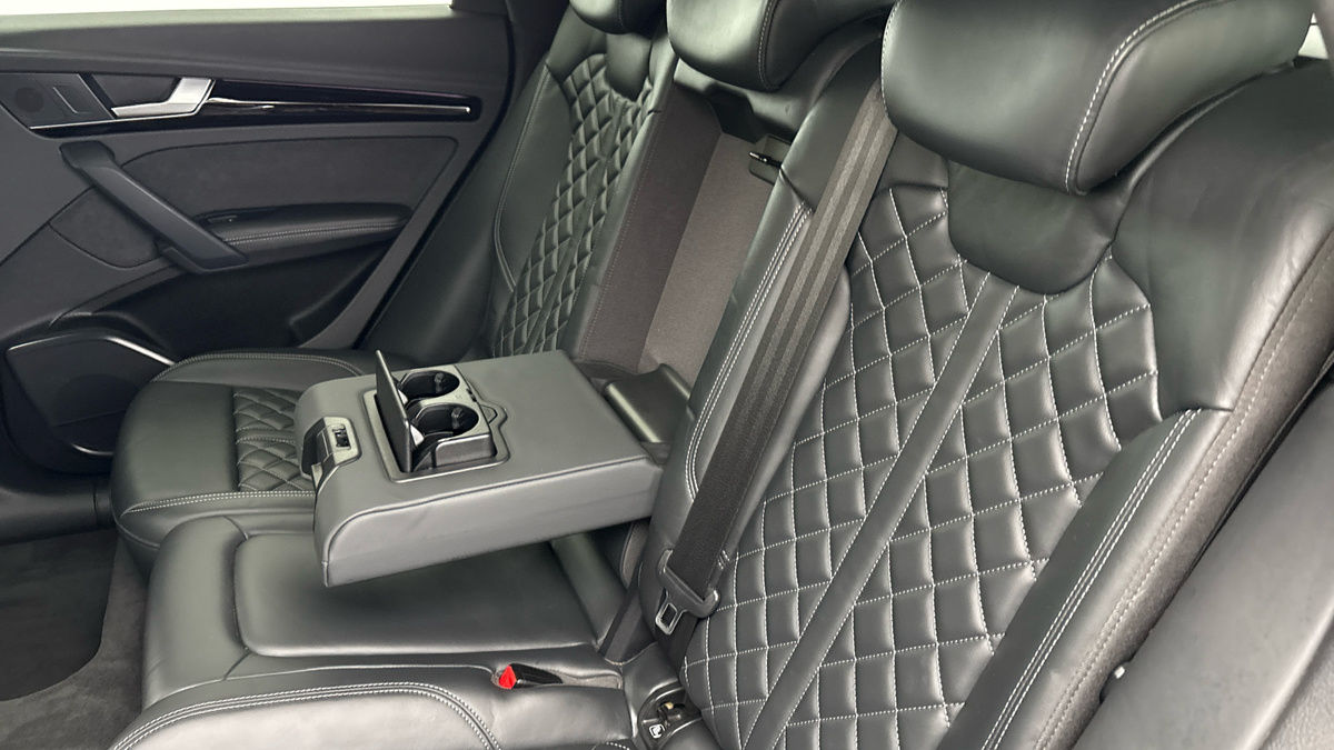 Audi Q5 Image 9