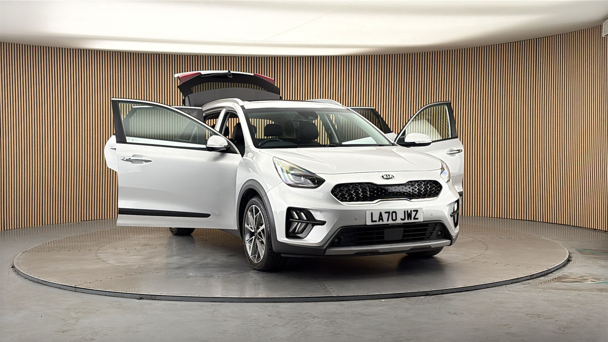 More views of Kia Niro