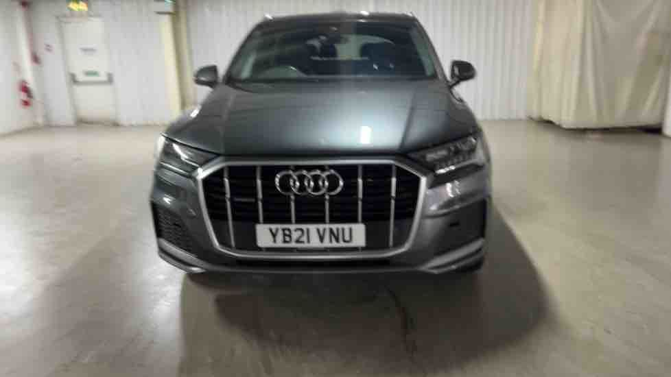 More views of Audi Q7