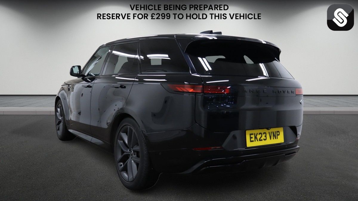Land Rover Range Rover Sport Image 3