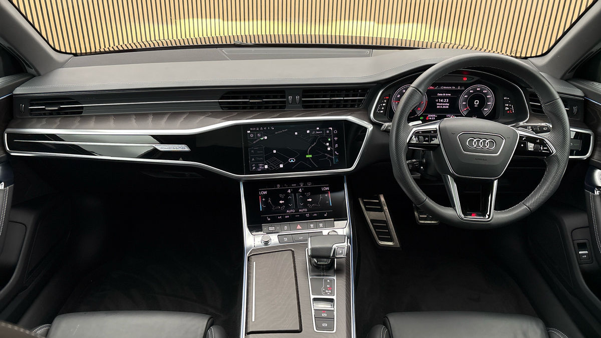 Audi A6 Avant Image 12
