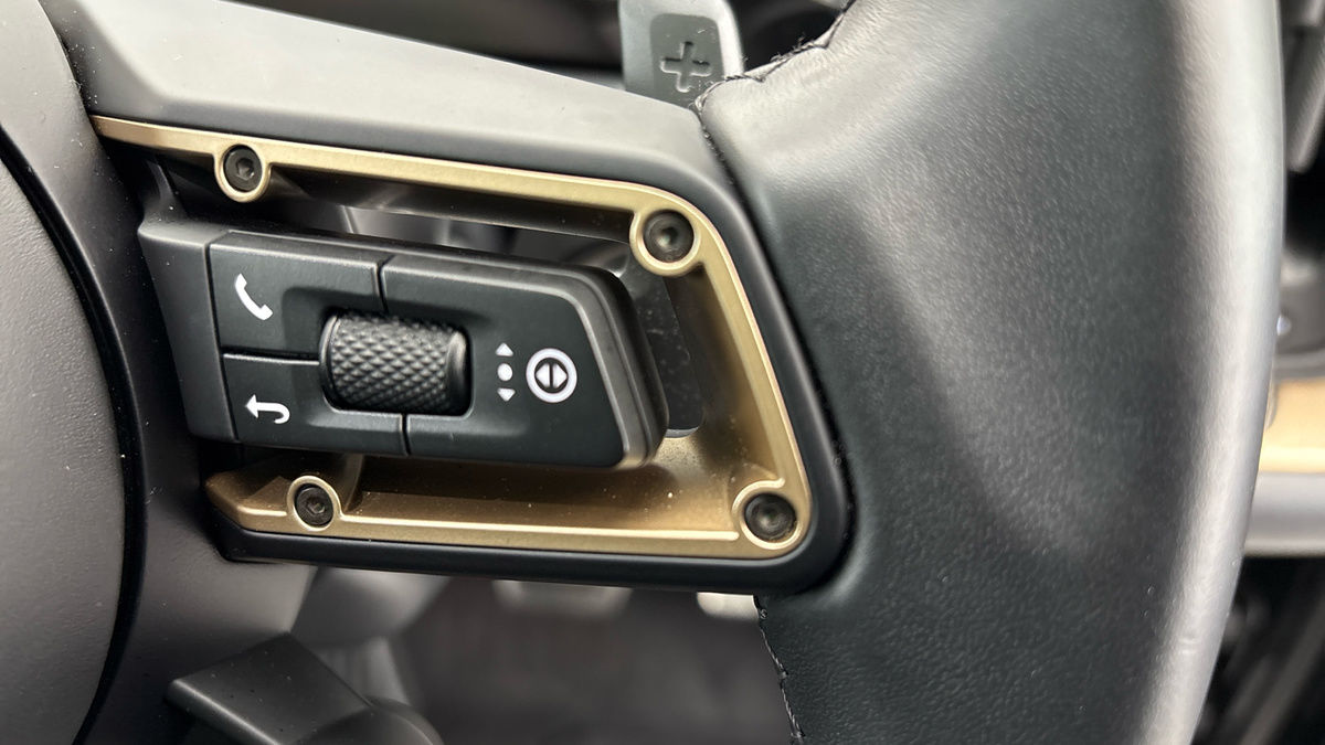 Porsche Cayenne Image 30