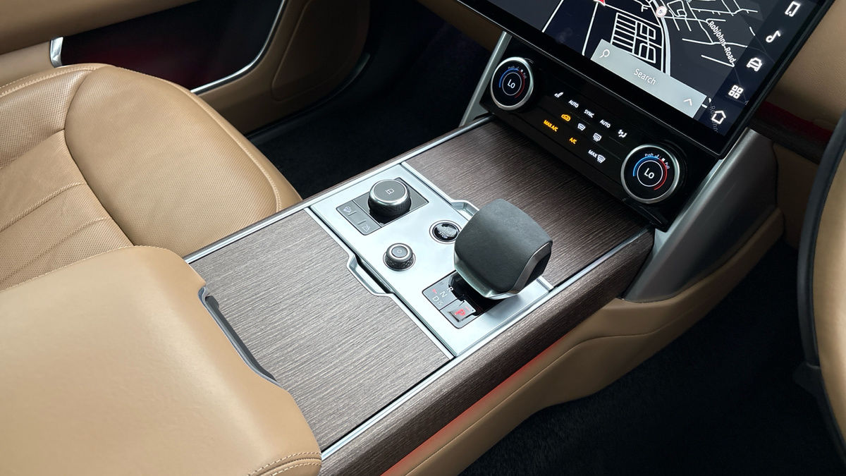 Land Rover Range Rover Image 18