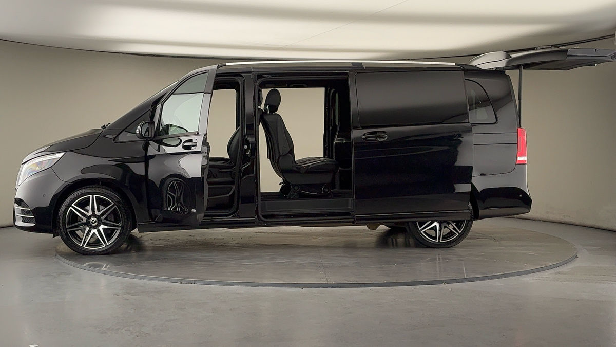 More views of Mercedes-Benz V Class
