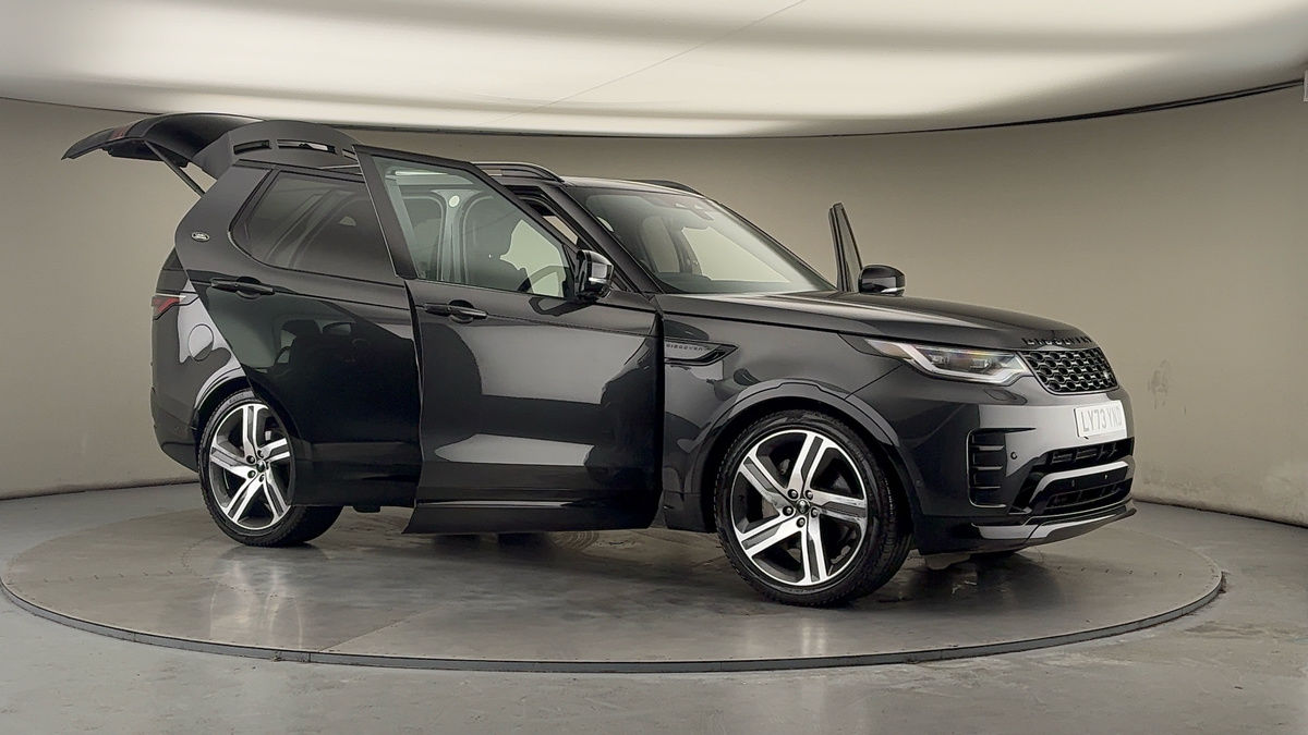 More views of Land Rover Discovery