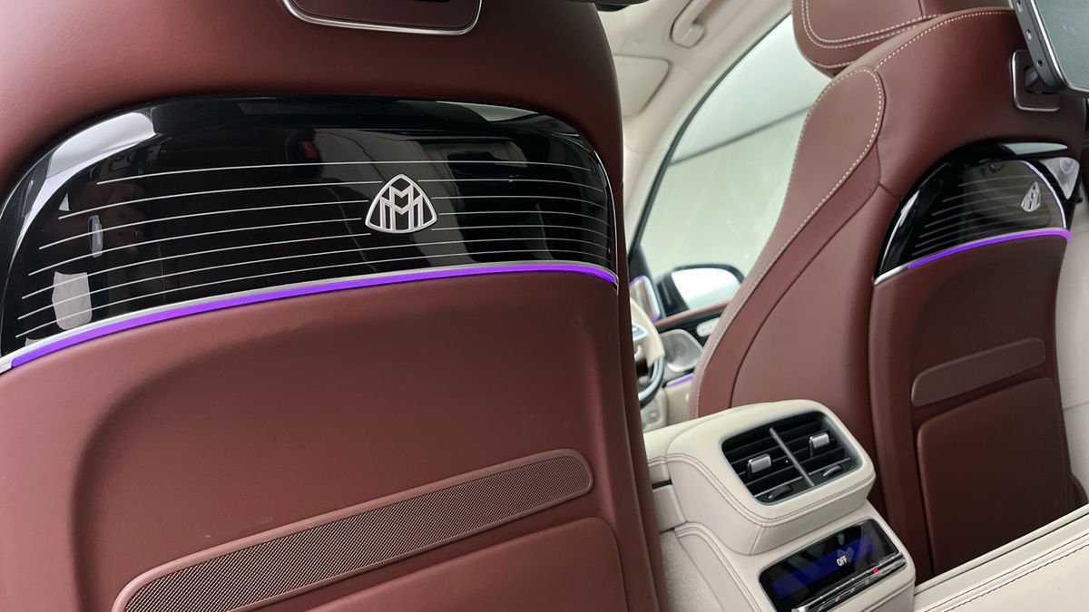 Mercedes-Benz Maybach GLS Image 32