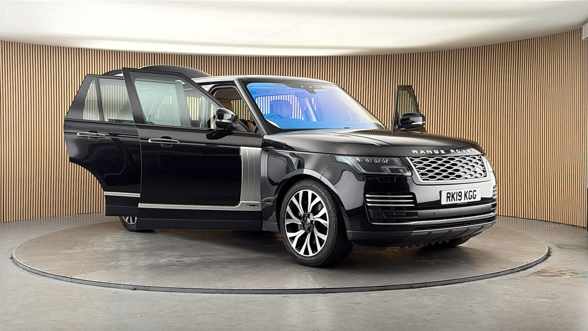 More views of Land Rover Range Rover
