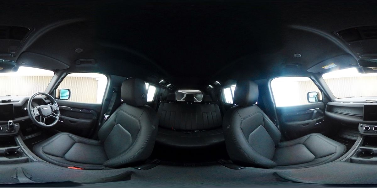 More views of Land Rover Defender 110