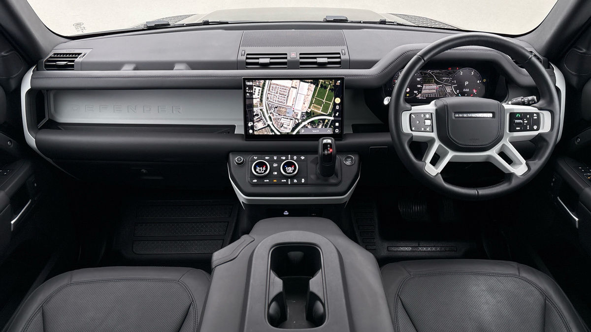 Land Rover Defender 110 Image 12