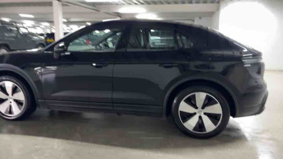 More views of Porsche Macan