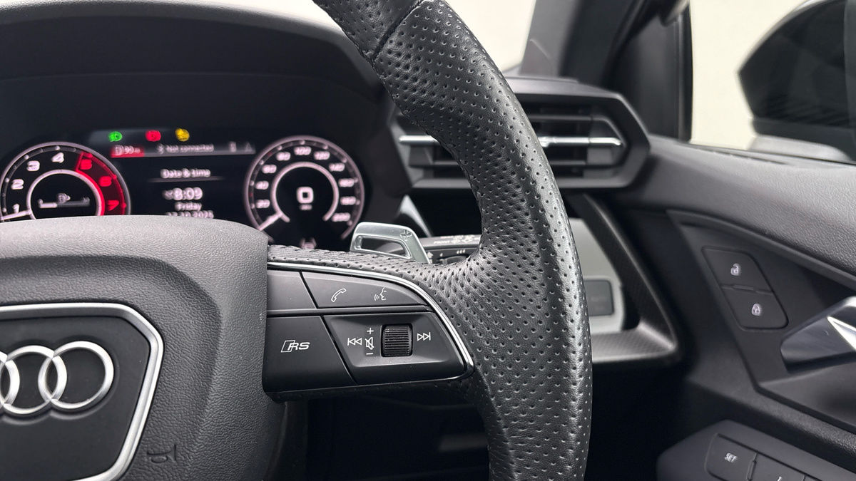 Audi RS3 Image 14