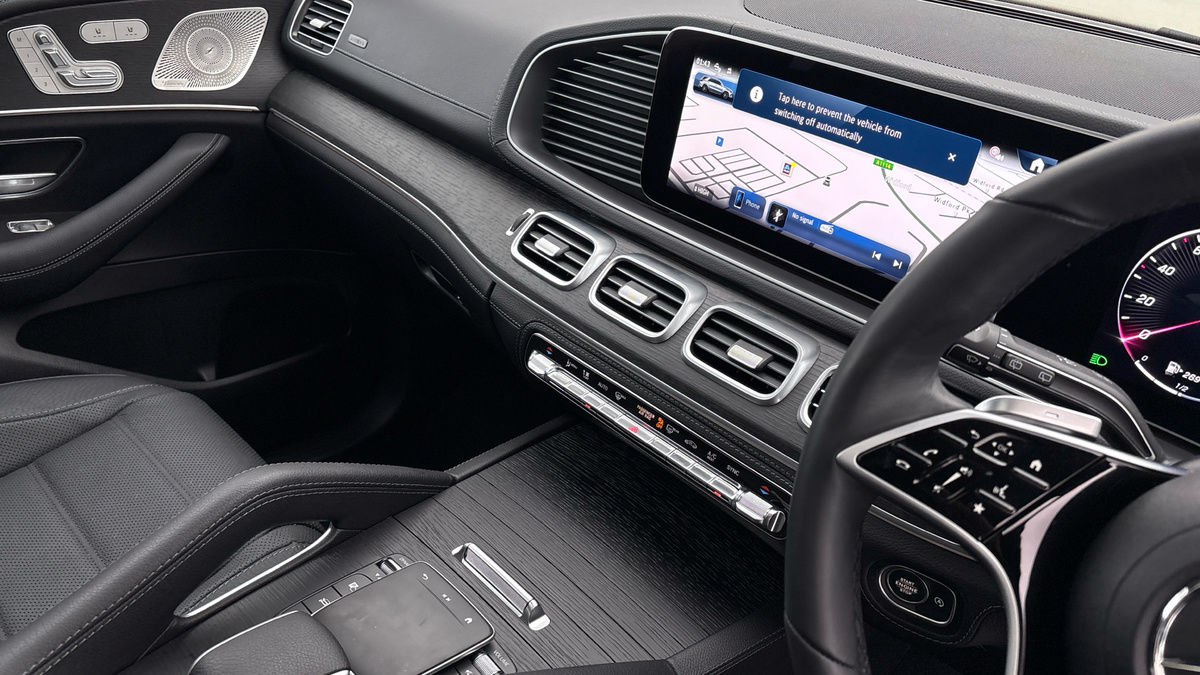 Mercedes-Benz GLE Image 18