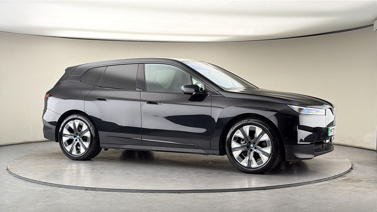 More views of BMW iX