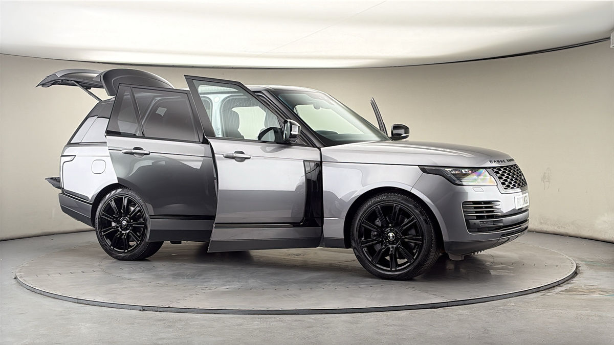 More views of Land Rover Range Rover