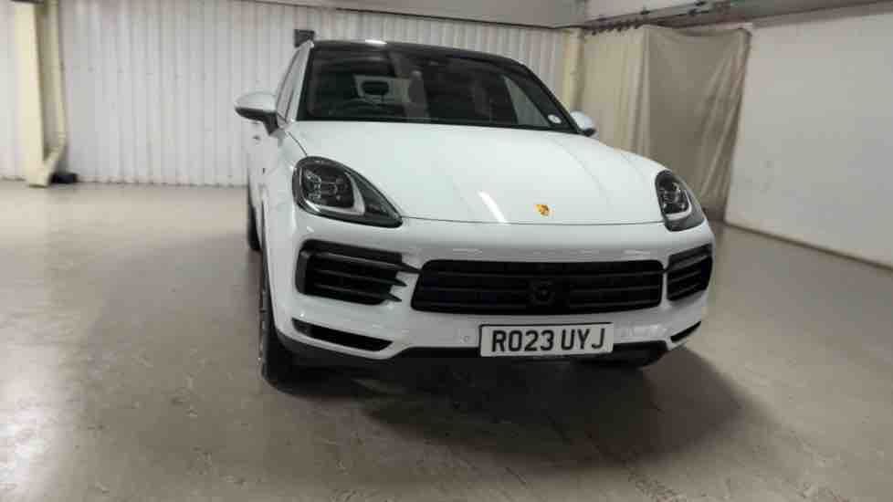 More views of Porsche Cayenne