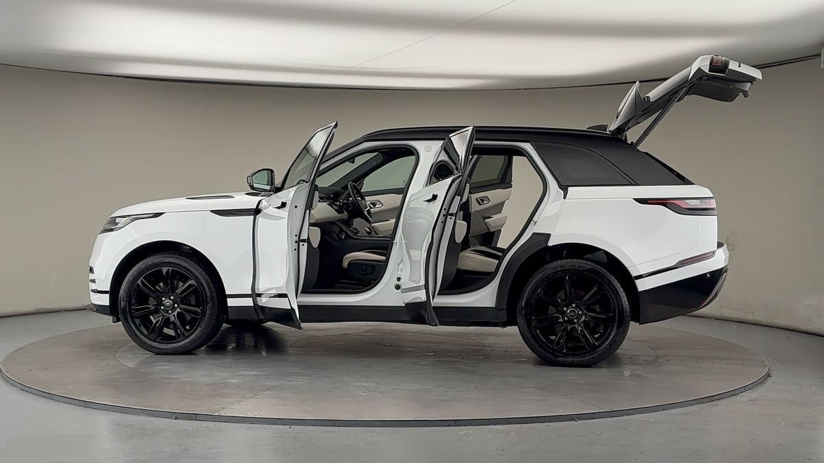 More views of Land Rover Range Rover Velar