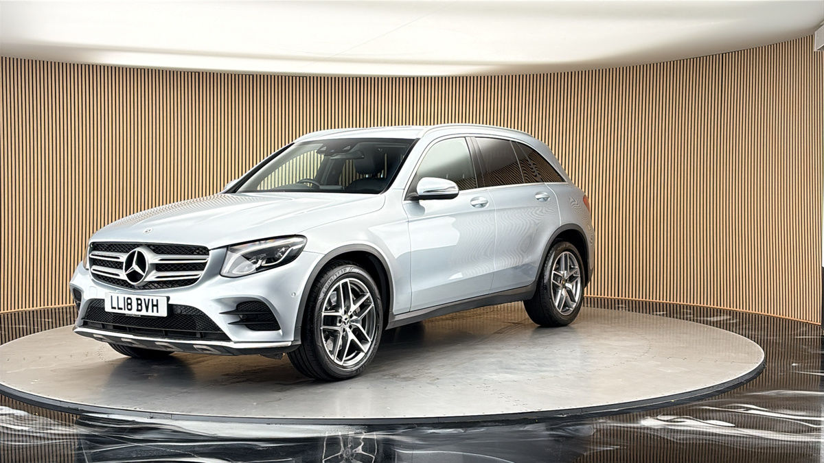 More views of Mercedes-Benz GLC