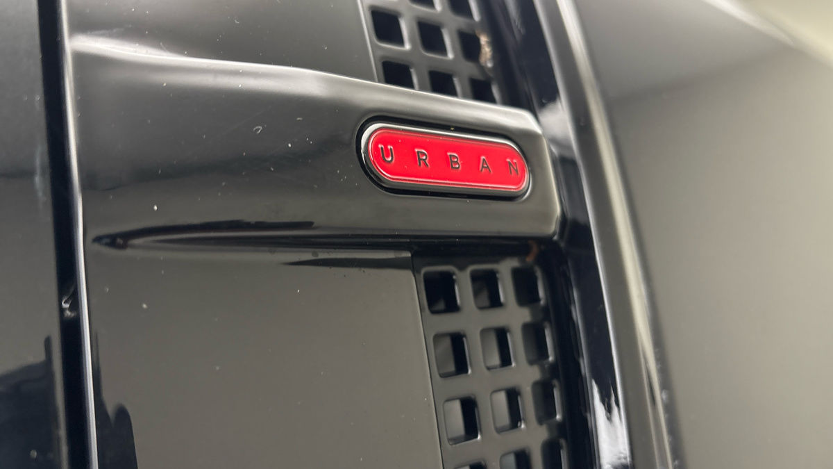 Land Rover Defender 110 Urban Image 54