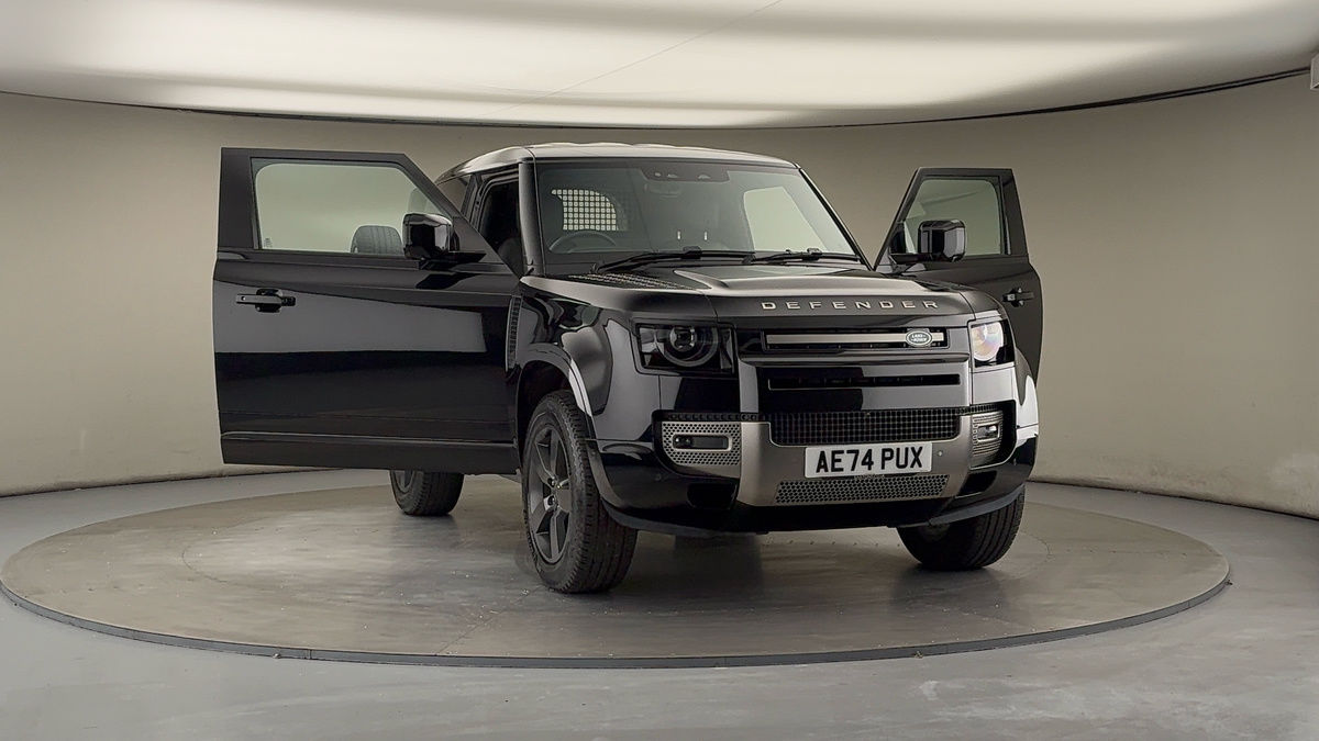 More views of Land Rover Defender 90
