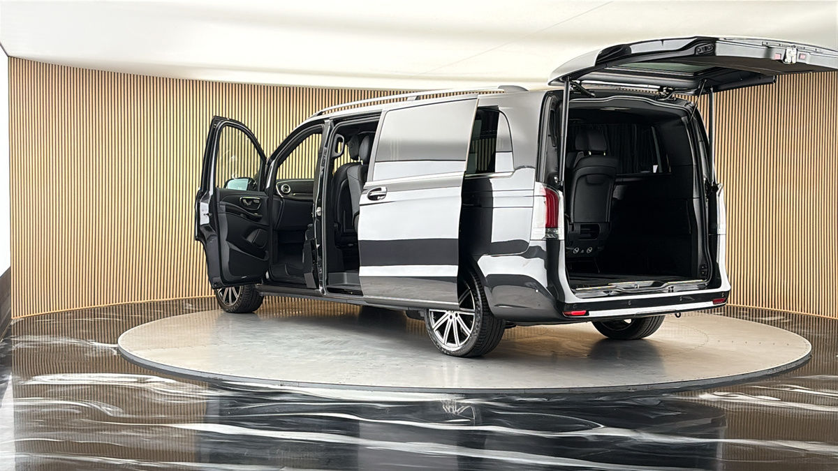 More views of Mercedes-Benz V Class