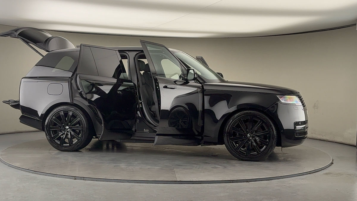 More views of Land Rover Range Rover