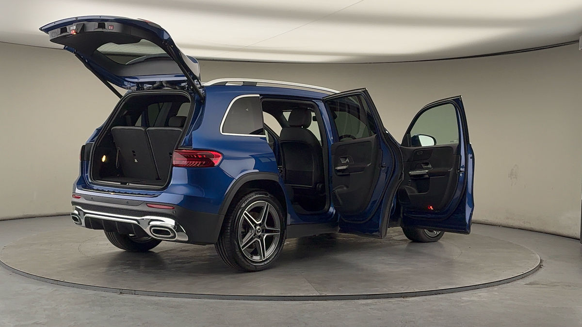 More views of Mercedes-Benz GLB