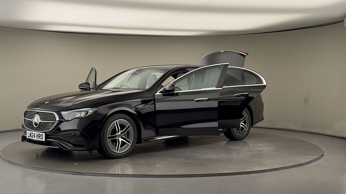 Mercedes-Benz E Class Image 22