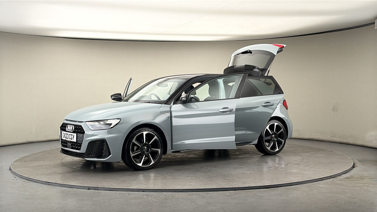 More views of Audi A1