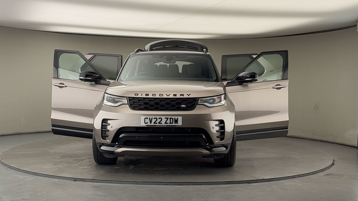 More views of Land Rover Discovery