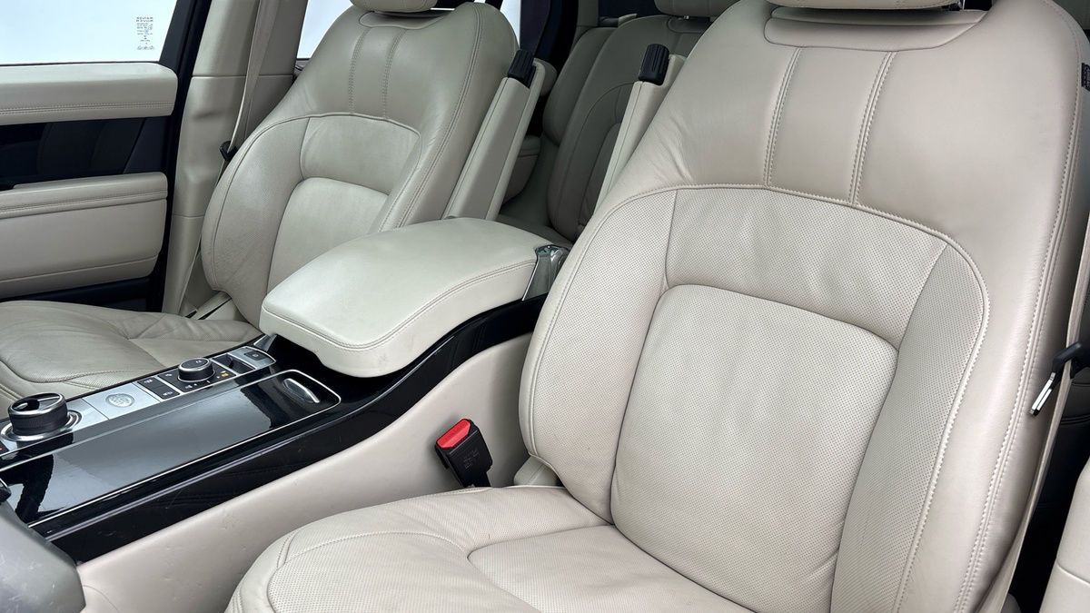 Land Rover Range Rover Image 7