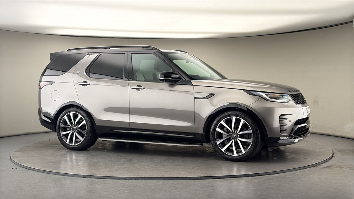 More views of Land Rover Discovery