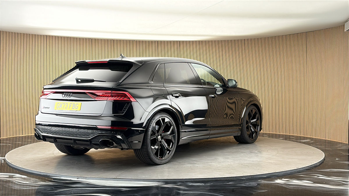 More views of Audi RSQ8