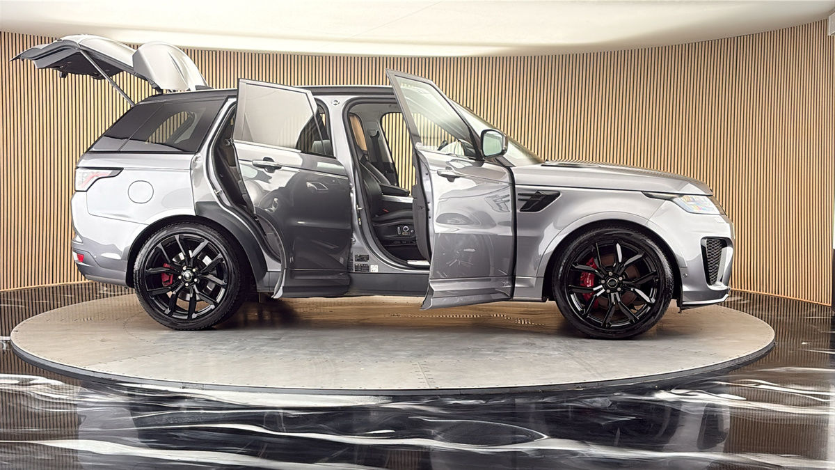 More views of Land Rover Range Rover Sport