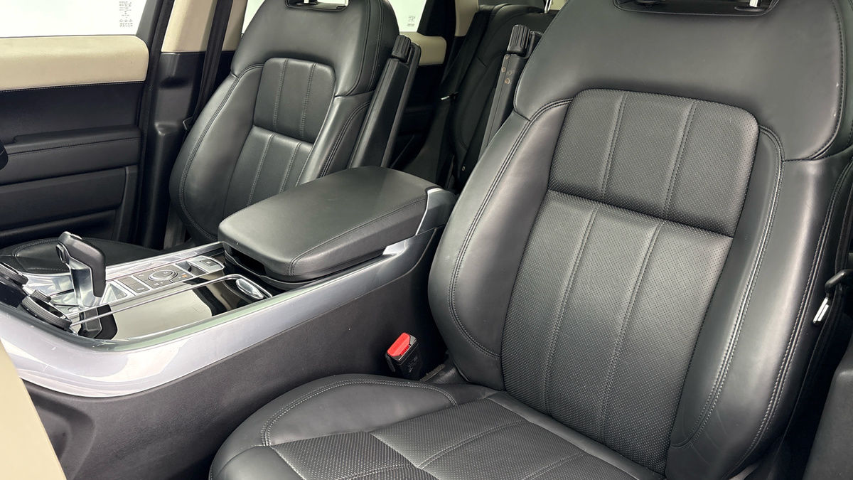 Land Rover Range Rover Sport Image 7