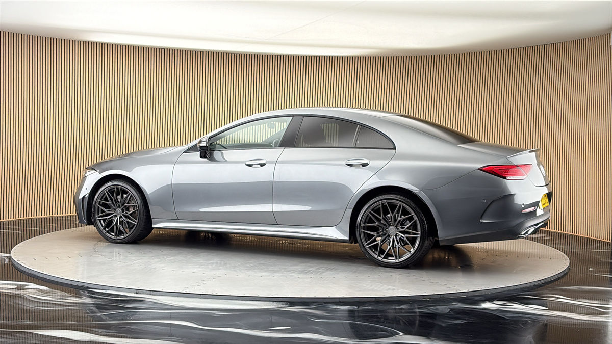 More views of Mercedes-Benz CLS