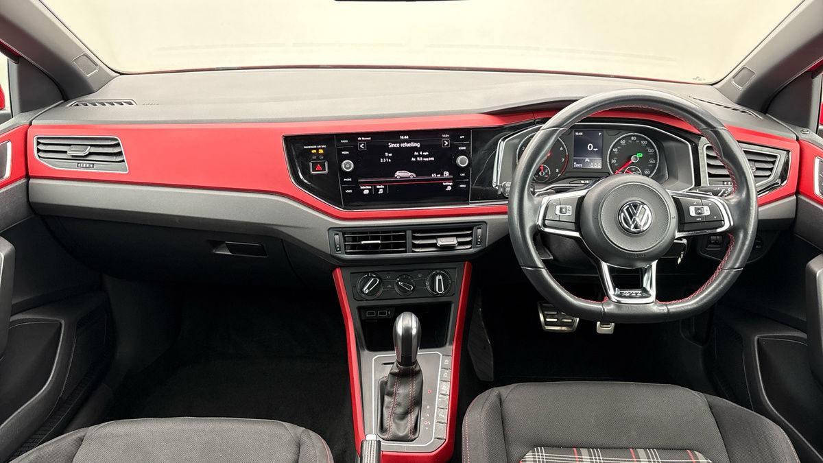 Volkswagen Polo Image 12