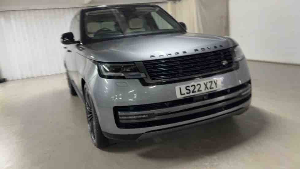 More views of Land Rover Range Rover